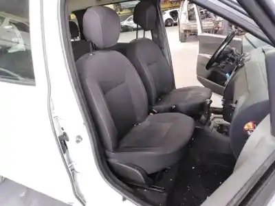 Veículo de Sucata dacia lodgy ambiance do ano 2019 alimentado h4m740