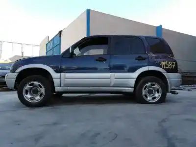 Sloopvoertuig suzuki grand vitara 5 puertas sq (ft) 2.0 td van het jaar 2001 aangedreven 