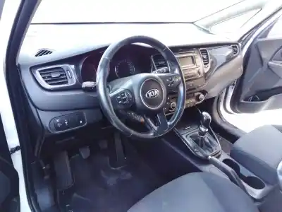 Veículo de Sucata kia carens ( ) drive do ano 2014 alimentado d4fd