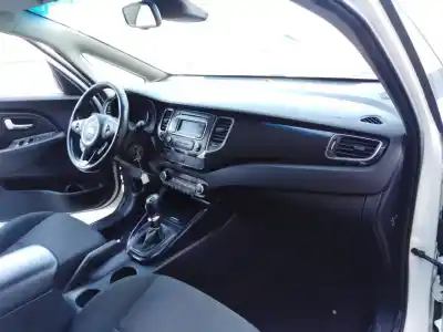 Veículo de Sucata kia carens ( ) drive do ano 2014 alimentado d4fd