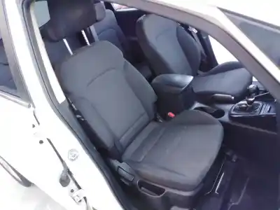 Veículo de Sucata kia carens ( ) drive do ano 2014 alimentado d4fd