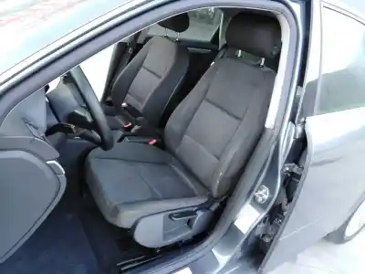 Veículo de Sucata audi a4 berlina (8e) 2.0 tdi 16v (103kw) do ano 2005 alimentado blb