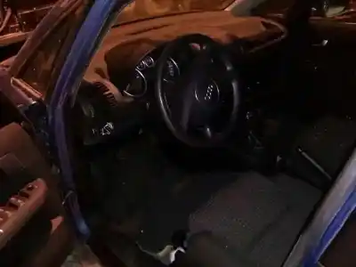 Здавання транспортного засобу audi a2 (8z) 1.4 tdi (55kw) року 2001 потужний amf
