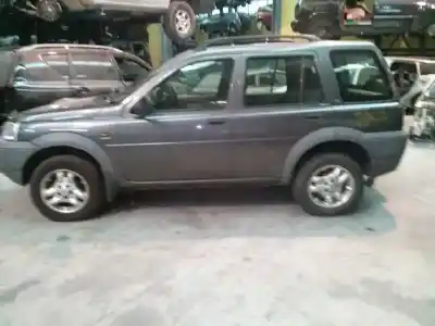 Vehicul casat land rover freelander (ln) es targa al anului 2001 alimentat 25k4f