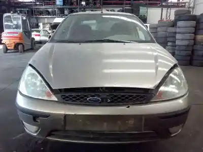 Sloopvoertuig ford focus berlina (cak) ghia van het jaar 2003 aangedreven c9db