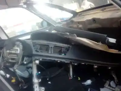 Veículo de Sucata citroen c4 picasso cool do ano 2007 alimentado 9hz