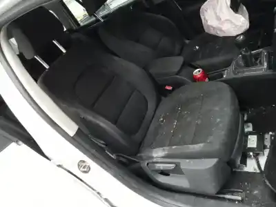 Здавання транспортного засобу skoda                                              superb combi (3t5)                                                                                                                                                                                                                                         ambition року 2013 потужний cffb