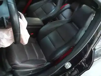 Здавання транспортного засобу mercedes-benz clase gla (w156) gla 220 cdi 4-matic (156.905) року 2015 потужний 651930