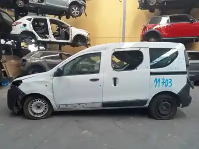 Sloopvoertuig dacia dokker ambiance van het jaar 2018 aangedreven k9k626
