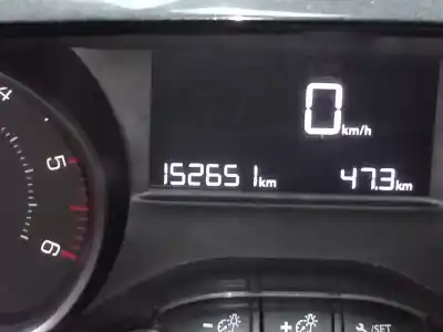 Veículo de Sucata peugeot 2008 (p1) allure do ano 2018 alimentado yh01