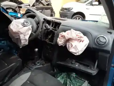 Veículo de Sucata dacia sandero stepway do ano 2016 alimentado k9k626