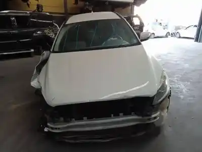 Veicolo di demolizione volvo xc60 r-design momentum dell'anno 2017 alimentato d4204t4