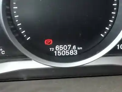 Veicolo di demolizione volvo xc60 r-design momentum dell'anno 2017 alimentato d4204t4