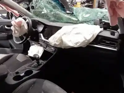 Veículo de Sucata kia niro drive do ano 2020 alimentado g4le