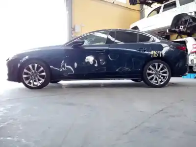 Vehicul casat mazda 3 sedán (bp) evolution-x al anului 2022 alimentat hfy7