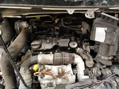 Véhicule à la ferraille ford transit connect combi 220 l1 trend de l'année 2022 alimenté xvce