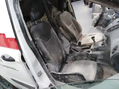 Véhicule à la ferraille ford transit connect combi 220 l1 trend de l'année 2022 alimenté xvce