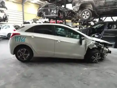 Scrapping Vehicle hyundai i30 (gd) trend of the year 2012 powered d4fb