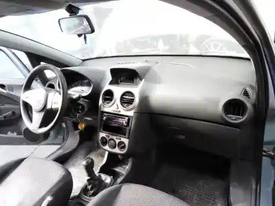 Veicolo di demolizione opel corsa d cosmo dell'anno 2011 alimentato z13dtj