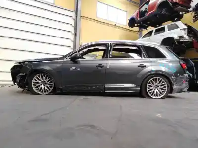 Sloopvoertuig audi q7 4mg 45 tdi quattro s line van het jaar 2020 aangedreven dpxb