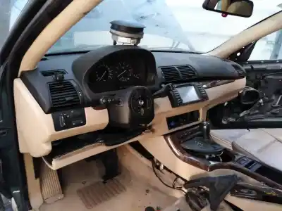 Veículo de Sucata bmw x5 (e53) 3.0i do ano 2004 alimentado 306s3