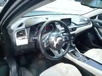 Veicolo di demolizione mazda 6 kombi () (.2012->) luxury awd dell'anno 2015 alimentato sh