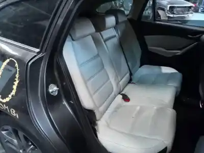 Veicolo di demolizione mazda 6 kombi () (.2012->) luxury awd dell'anno 2015 alimentato sh