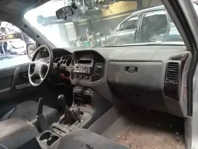 Scrapping Vehicle mitsubishi montero (v60/v70) 3.2 di-d avance of the year 2000 powered 4m41