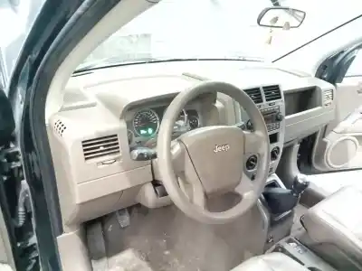 Sloopvoertuig jeep compass limited van het jaar 2007 aangedreven ece