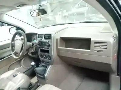 Sloopvoertuig jeep compass limited van het jaar 2007 aangedreven ece