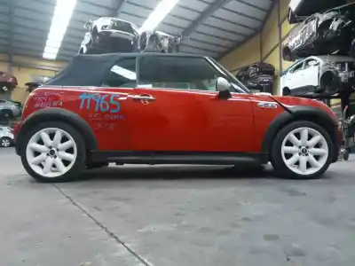 Veicolo di demolizione BMW MINI CABRIO (R52) Cooper S dell'anno 2004 alimentato W11B16A