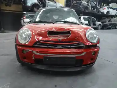 Scrapping Vehicle bmw mini cabrio (r52) cooper s of the year 2004 powered w11b16a