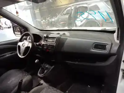 Здавання транспортного засобу opel combo d kasten l1h1 2.4t року 2013 потужний a13fd