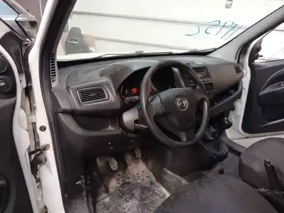 Здавання транспортного засобу opel combo d kasten l1h1 2.4t року 2013 потужний a13fd