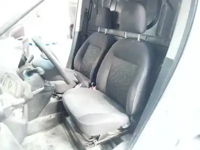 Здавання транспортного засобу opel combo d kasten l1h1 2.4t року 2013 потужний a13fd