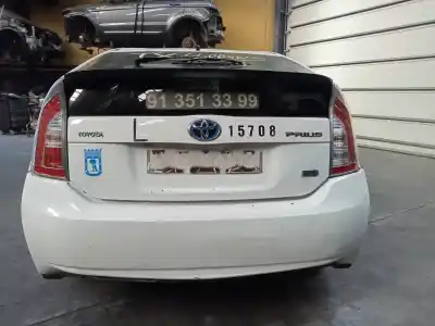 Véhicule à la ferraille toyota prius (nhw30) plug-in hybrid advance de l'année 2014 alimenté 2zrfxe