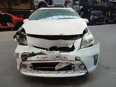 Véhicule à la ferraille toyota prius (nhw30) plug-in hybrid advance de l'année 2014 alimenté 2zrfxe