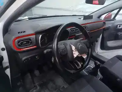 Veicolo di demolizione citroen c3 collection dell'anno 2018 alimentato hm01