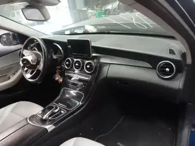 Veículo de Sucata mercedes                                           clase c (w205) lim.                                                                                                                                                                                                                                        c 220 cdi bluetec (205.004)                                                                                                                                                                                                                                do ano 2017 alimentado 651921
