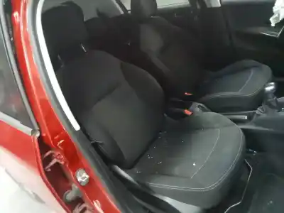 Veicolo di demolizione peugeot 208 active dell'anno 2016 alimentato hm01