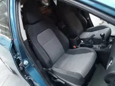 Veículo de Sucata toyota auris active do ano 2017 alimentado 8nr