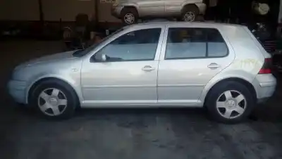 Vehículo de desguace VOLKSWAGEN GOLF IV BERLINA (1J1) Básico del año 1999 con motor AKL