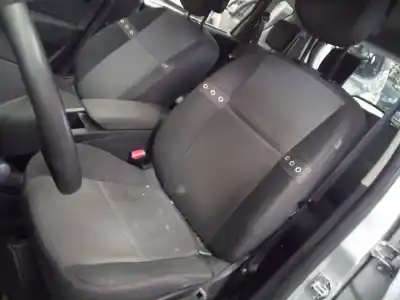 Véhicule à la ferraille renault scenic iii dynamique de l'année 2012 alimenté k9k636