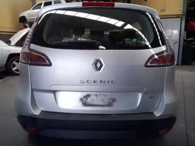 Véhicule à la ferraille renault scenic iii dynamique de l'année 2012 alimenté k9k636