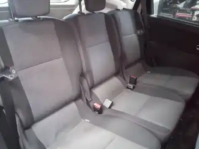 Véhicule à la ferraille renault scenic iii dynamique de l'année 2012 alimenté k9k636