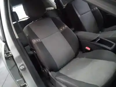 Véhicule à la ferraille renault scenic iii dynamique de l'année 2012 alimenté k9k636