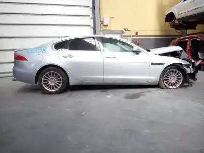Veículo de Sucata jaguar xf pure do ano 2017 alimentado pt204