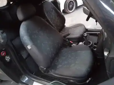 Veicolo di demolizione bmw mini cabrio (r52) one dell'anno 2004 alimentato w10b16a