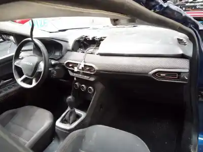 Veículo de Sucata dacia sandero iii 1.0 tce 110 do ano 2023 alimentado h5d490