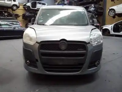 Veicolo di demolizione fiat doblo emotion dell'anno 2011 alimentato 198a3000